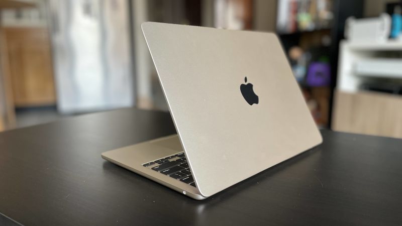 MacBook Model Checking